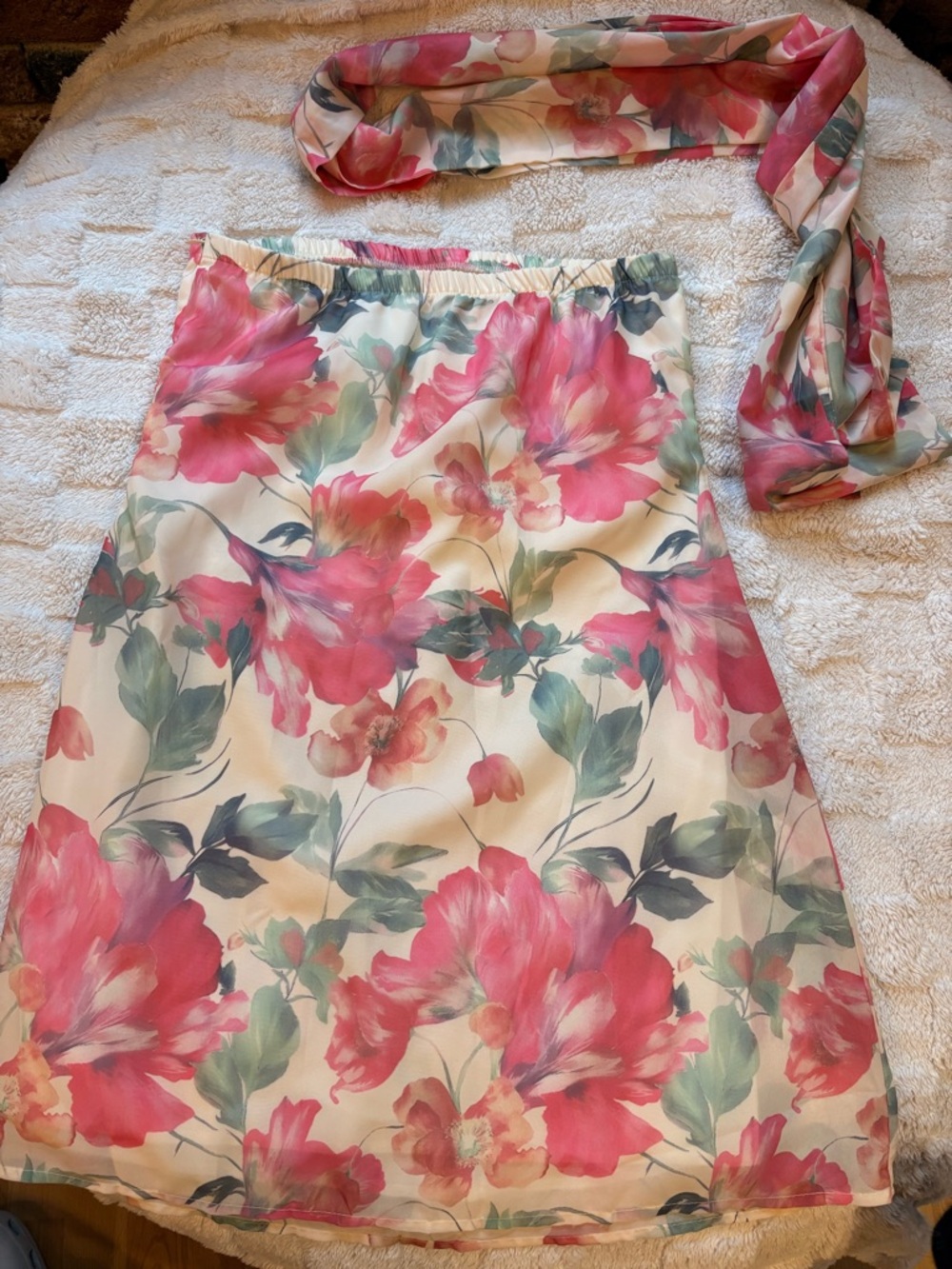 SHEIN Pink and Cream Floral Mini Skirt with Matching Scarf (NEVER WORN)